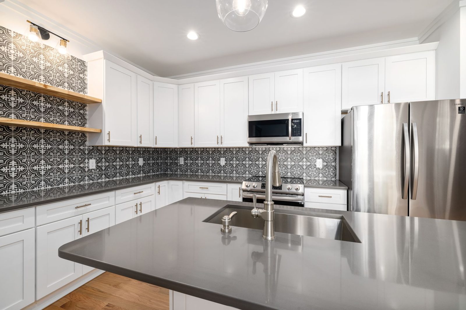American kitchen with a geometric tile backsplash